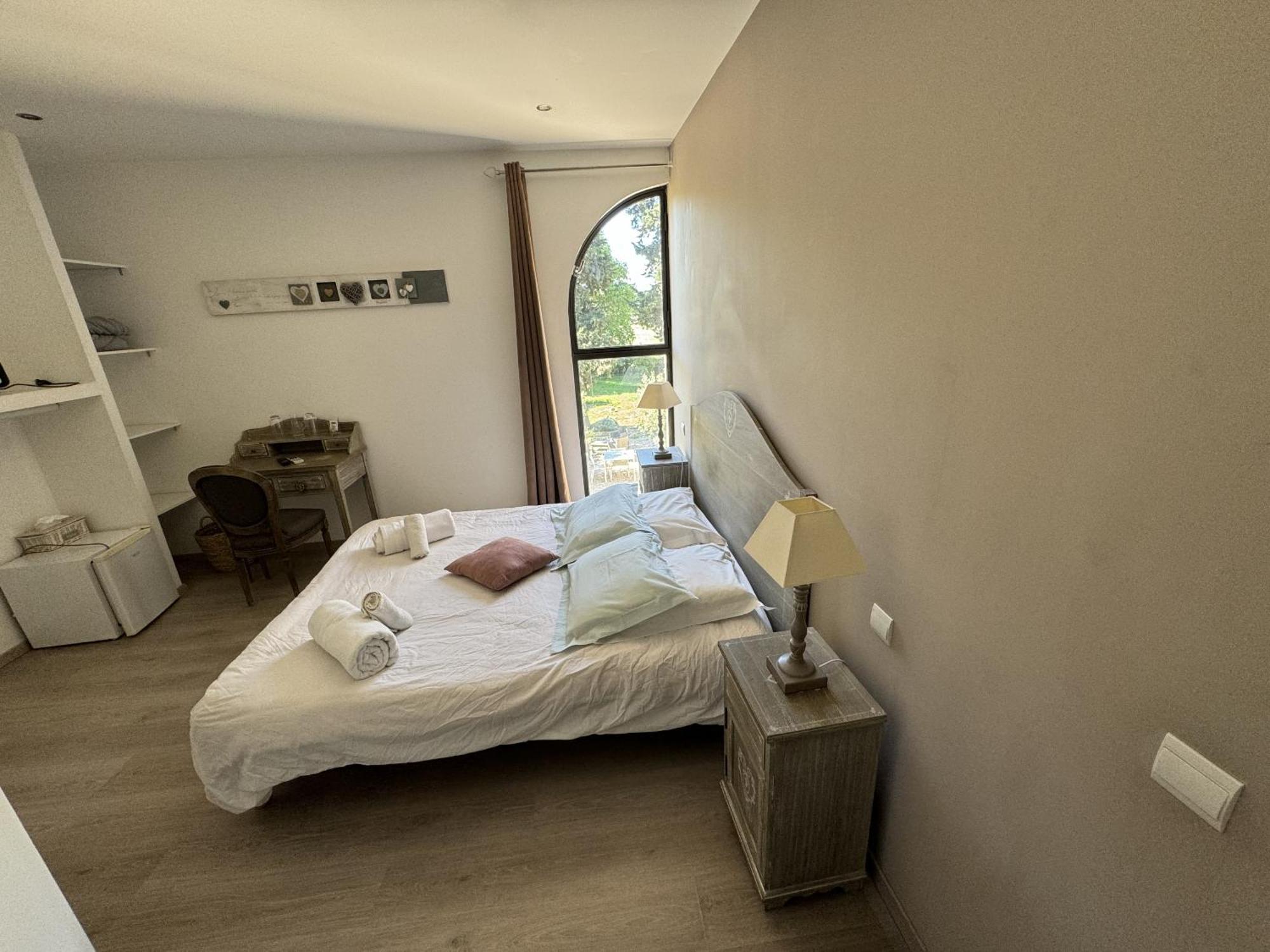 B&B Maison D'Hote Et Gite Mas D'Eymard Arlés Habitación foto
