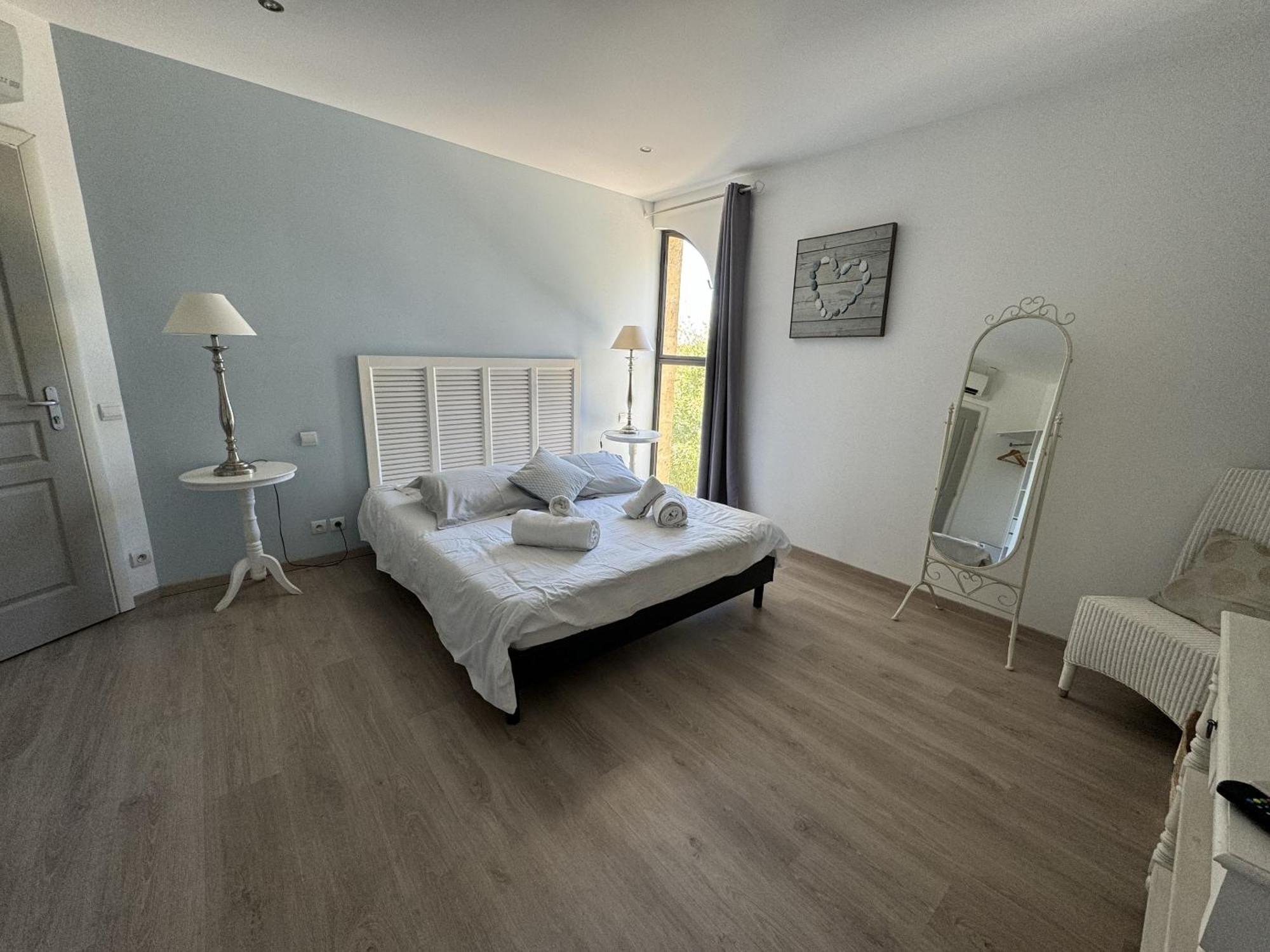 B&B Maison D'Hote Et Gite Mas D'Eymard Arlés Habitación foto
