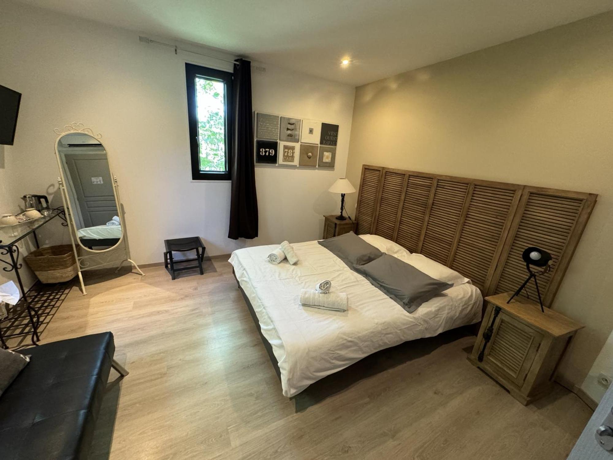 B&B Maison D'Hote Et Gite Mas D'Eymard Arlés Habitación foto